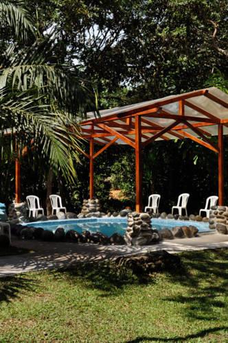 Отель Hosteria El Carmelo de Mindo