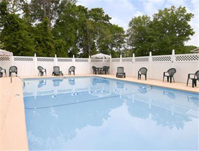 Отель Days Inn Pine Mountain