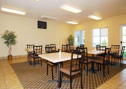 Отель Sleep Inn & Suites Parsons