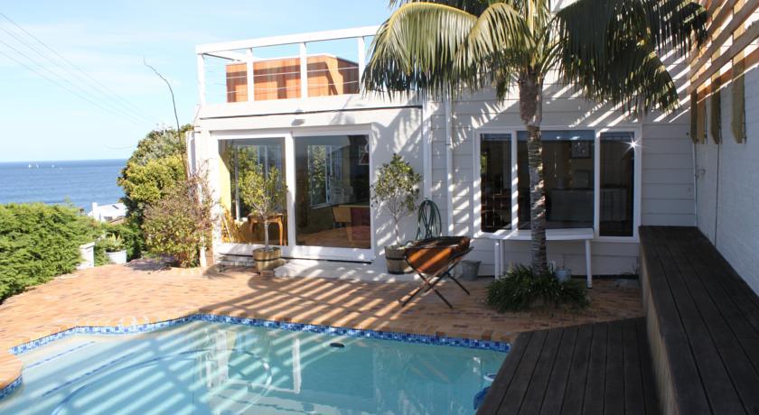 Апартаменты Rocklands House