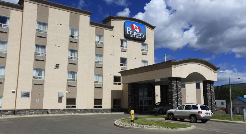 Отель Pomeroy Inn and Suites