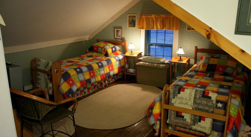 Мини-отель Foley House Inn
