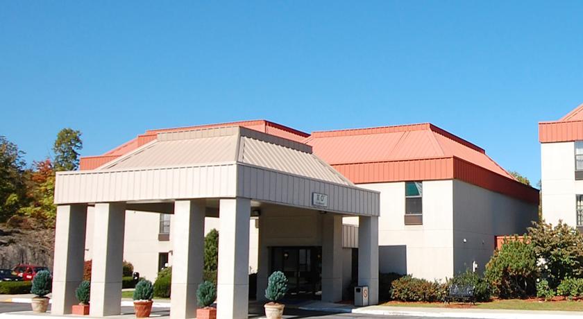Отель Comfort Inn Newburgh