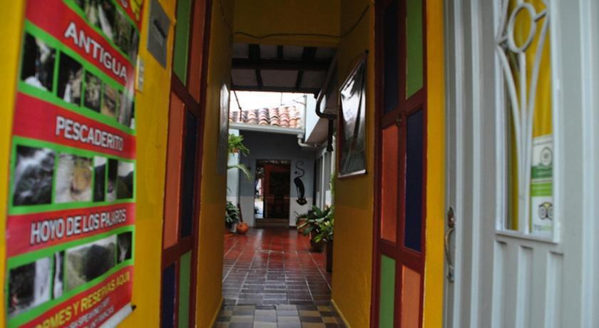 Хостел Hostal Le Papillon. San Gil
