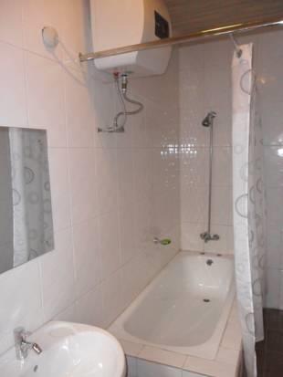 Swiss Cottage Suites