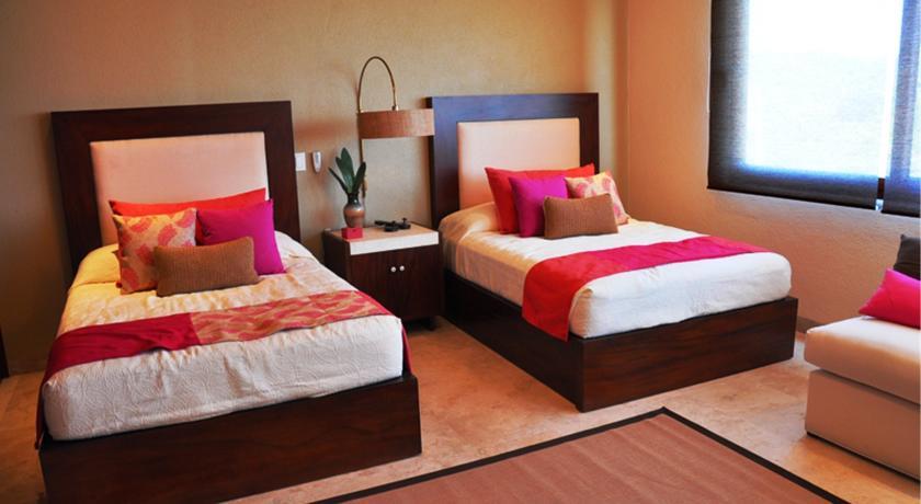 Вилла Punta Esmeralda Villa 5