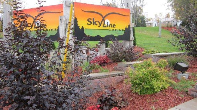 Отель Skyline Cabins