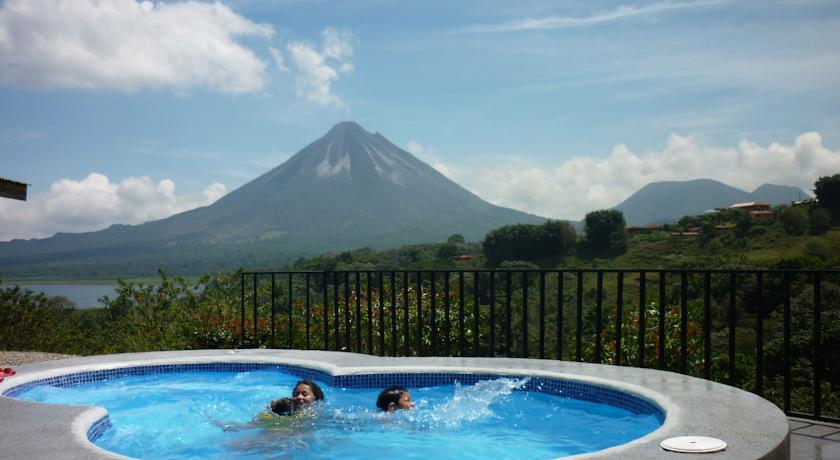 Отель Hotel Castillo del Arenal