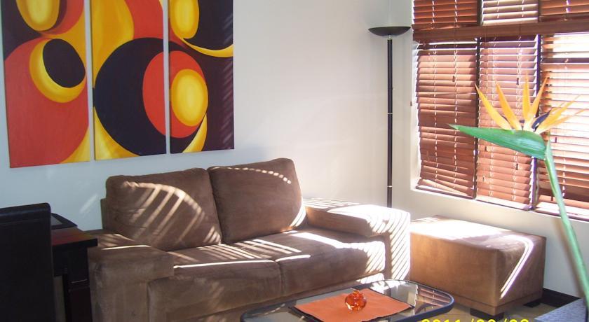 Апартаменты Leafy Apartments at Tau Crescent