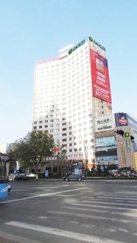 Отель JI Hotel Xianggang Middle Road Qingdao