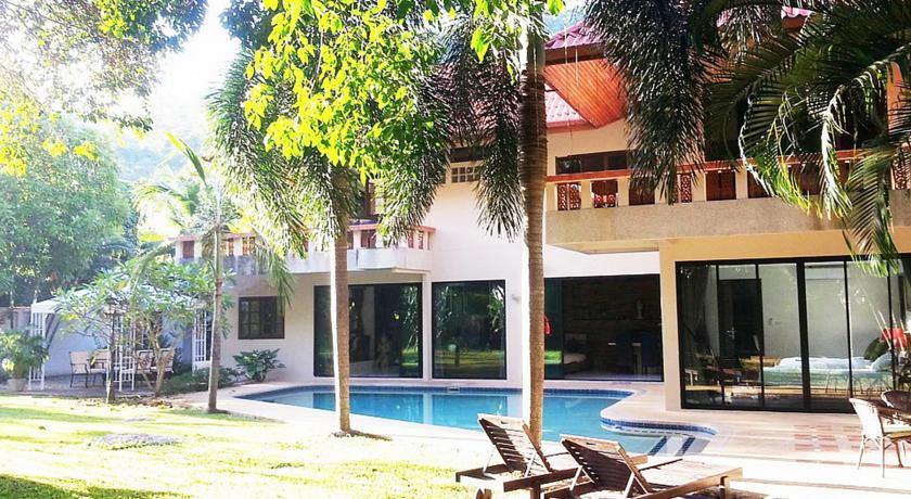 Holiday Villa Rawai
