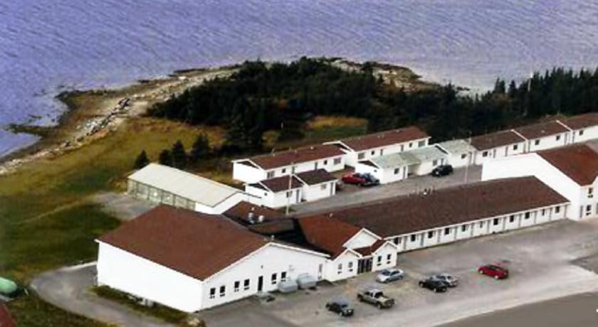 Отель Plum Point Motel