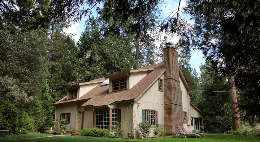 Мини-отель Highland House Bed and Breakfast