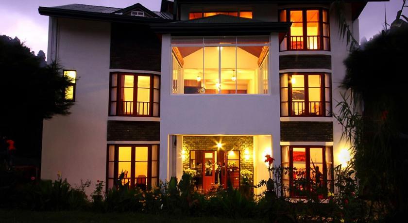 Отель Glenfall Reach Hotel