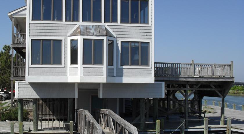 Отель Island Resort