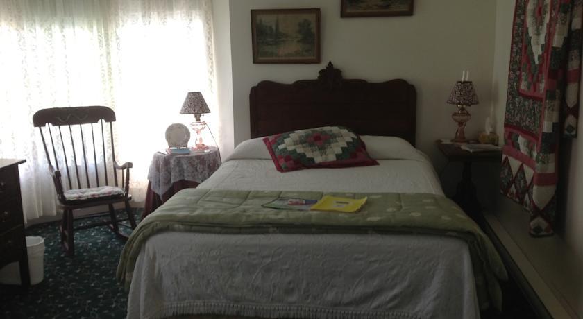 Мини-отель YesterYears Bed & Breakfast