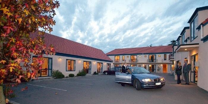 ASURE Bush Inn Court Motel