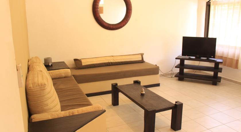 Апартаменты Plaza Royal Apartments