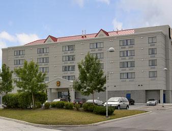 Отель Super 8 Mississauga