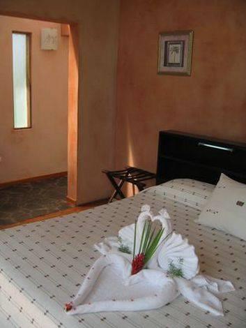 Отель Tenorio Lodge