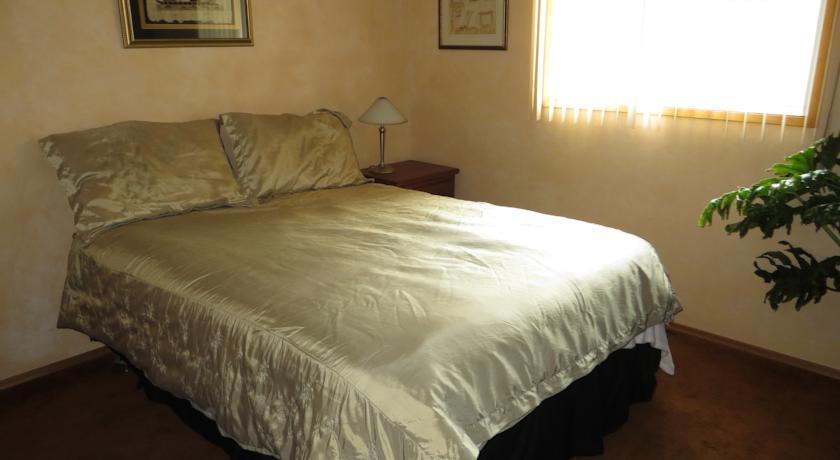 Мини-отель Whitewood Sands Bed & Breakfast
