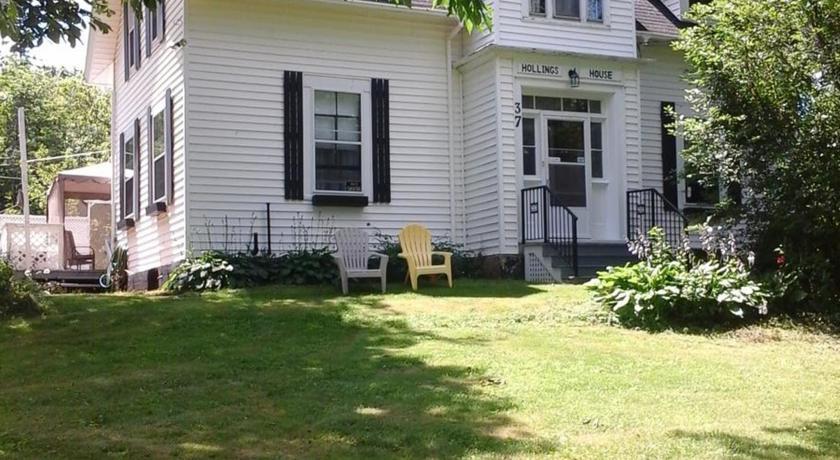 Мини-отель Hollings House B&B