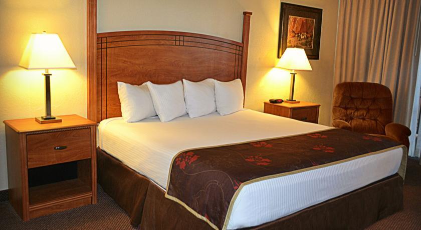 Отель Chickasha Inn