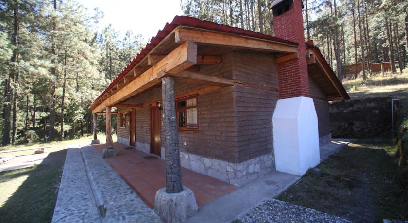 Отель Centro Ecoturístico Cabañas Cuajimoloyas