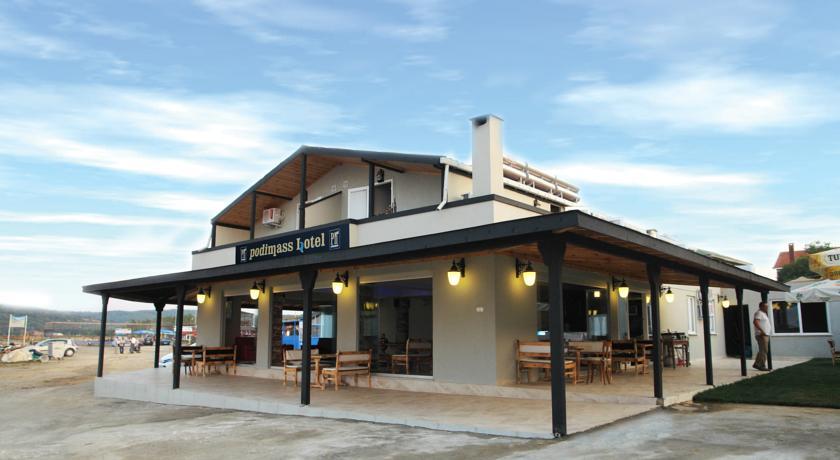 Отель Podimass Hotel