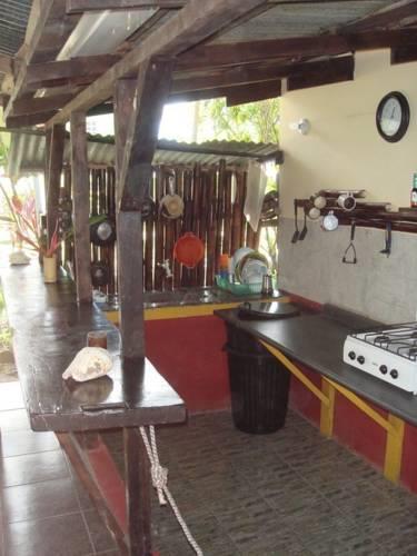 Хостел Tropical Pasta Surf House and Hostel