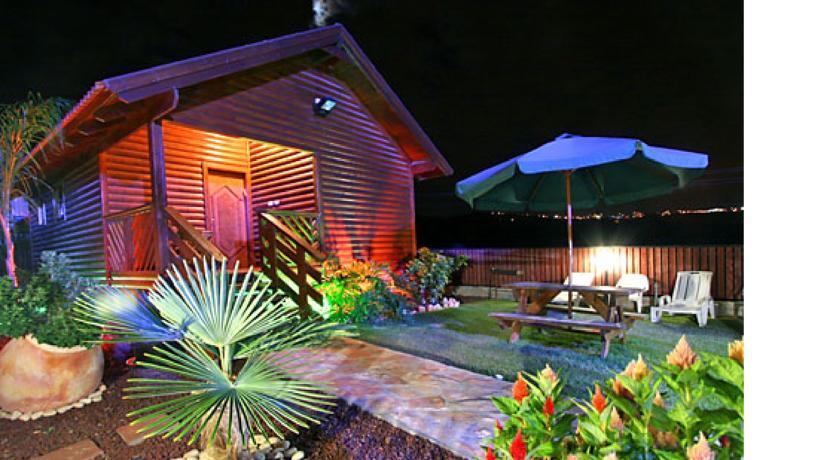 Отель Alhamrah Lodge