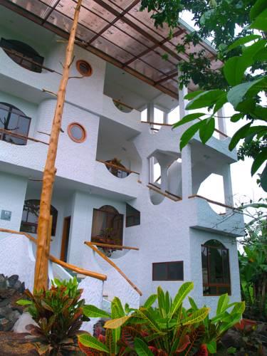 Апартаменты Twin Eco Suites Galapagos