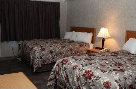 Отель St Jude Hotel