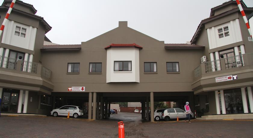 Отель The Randburg Towers Hotel