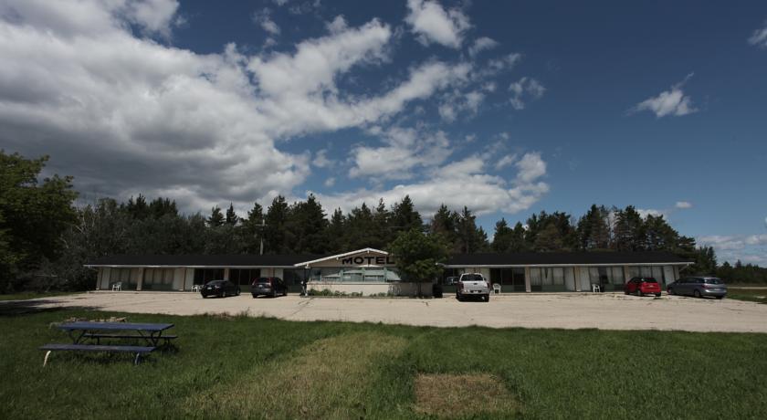 Отель Riverside Motel