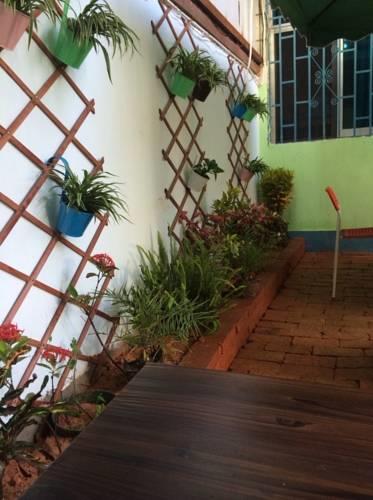 Хостел Zou Yi Youth Hostel