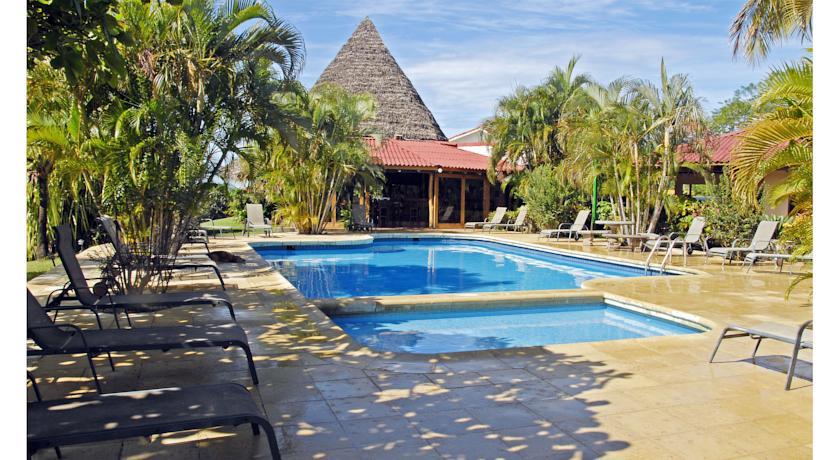 Отель Guacamaya Lodge