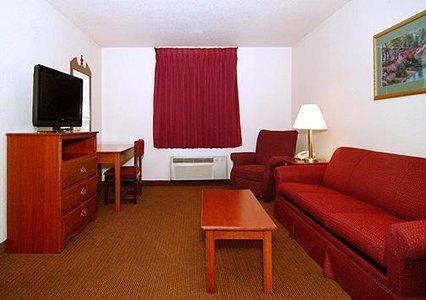 Отель Quality Inn & Suites Des Moines