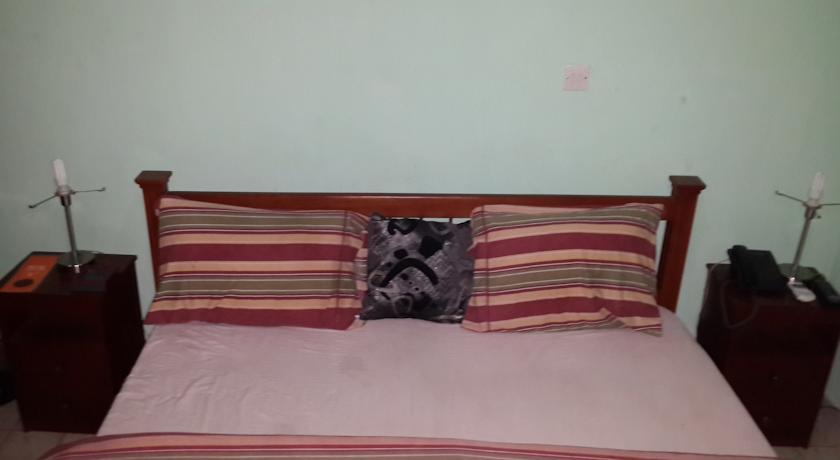 Отель Placido's Place