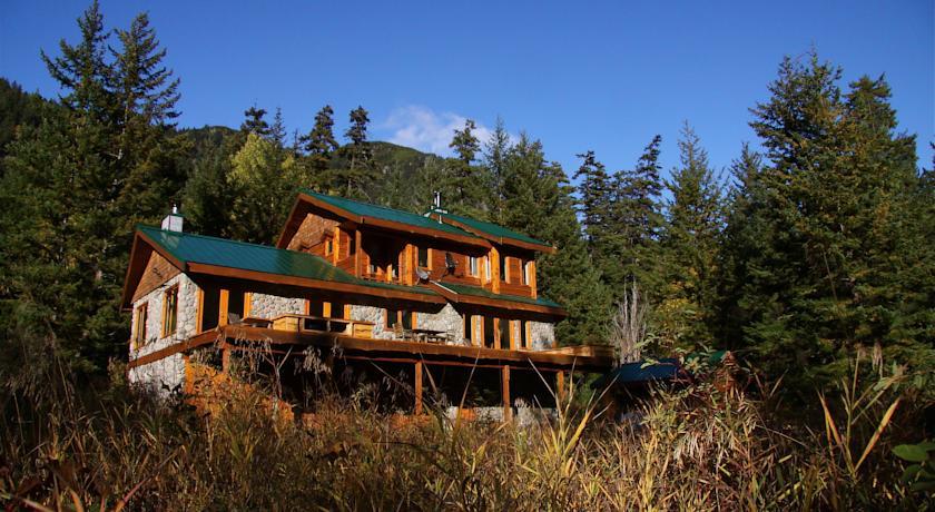 Отель Great Bear Chalet