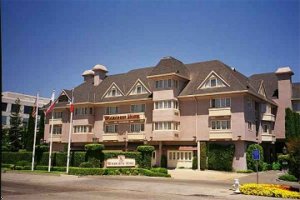 Отель Woodcrest Hotel