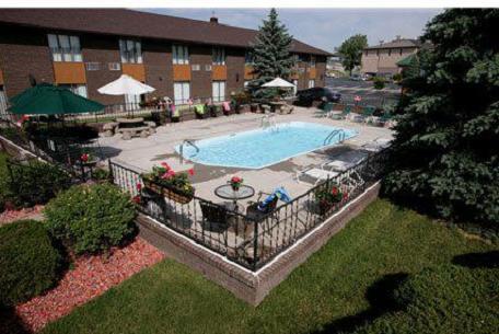 Отель Foothills Inn