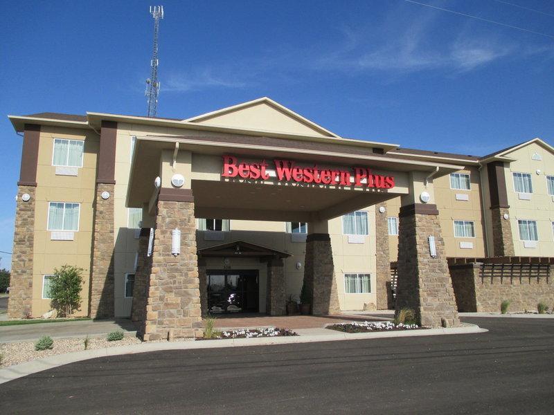 Отель Best Western Plus Seminole Hotel & Suites