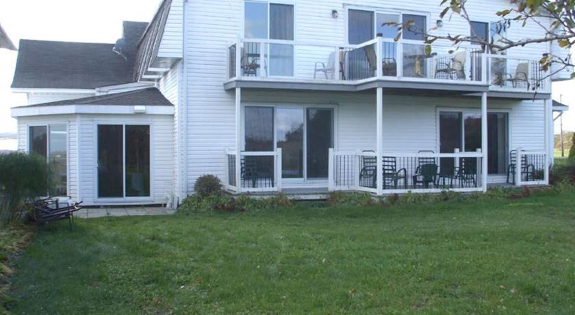 Мини-отель Côte St-Hermas Gîte au Vignoble
