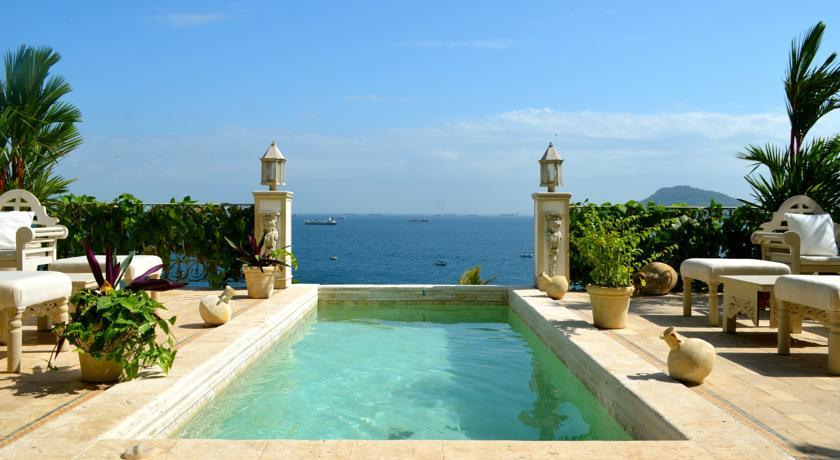 Отель Villa Caprichosa