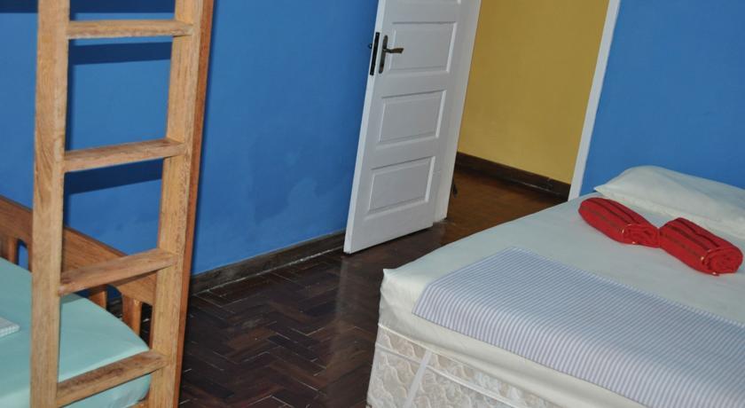 Casa de Mainha Friendly Hostel