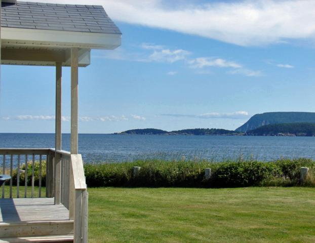 Отель Seascape Costal Retreat