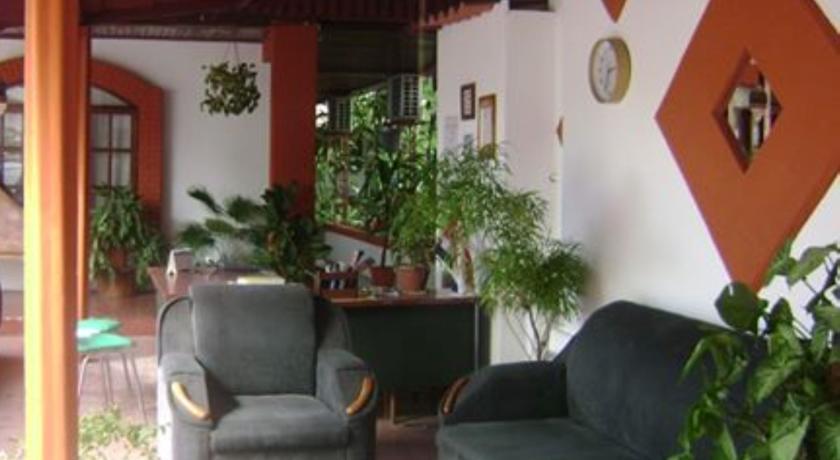 Отель Hotel Don Robert