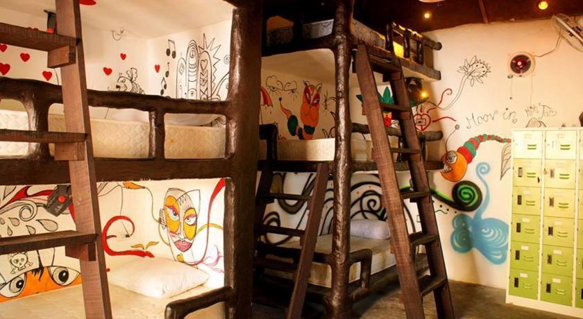 Хостел Moov Inn Garden Hostel