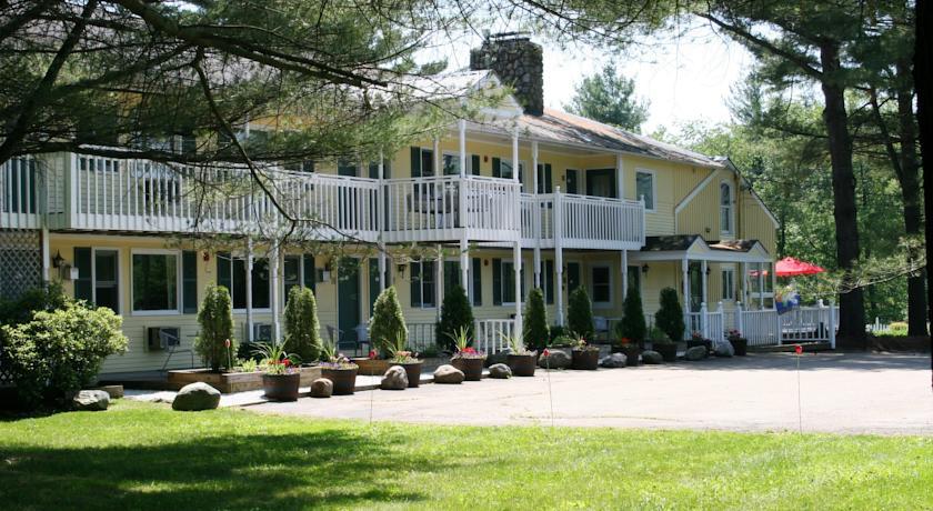 Мини-отель The Arbor Inn